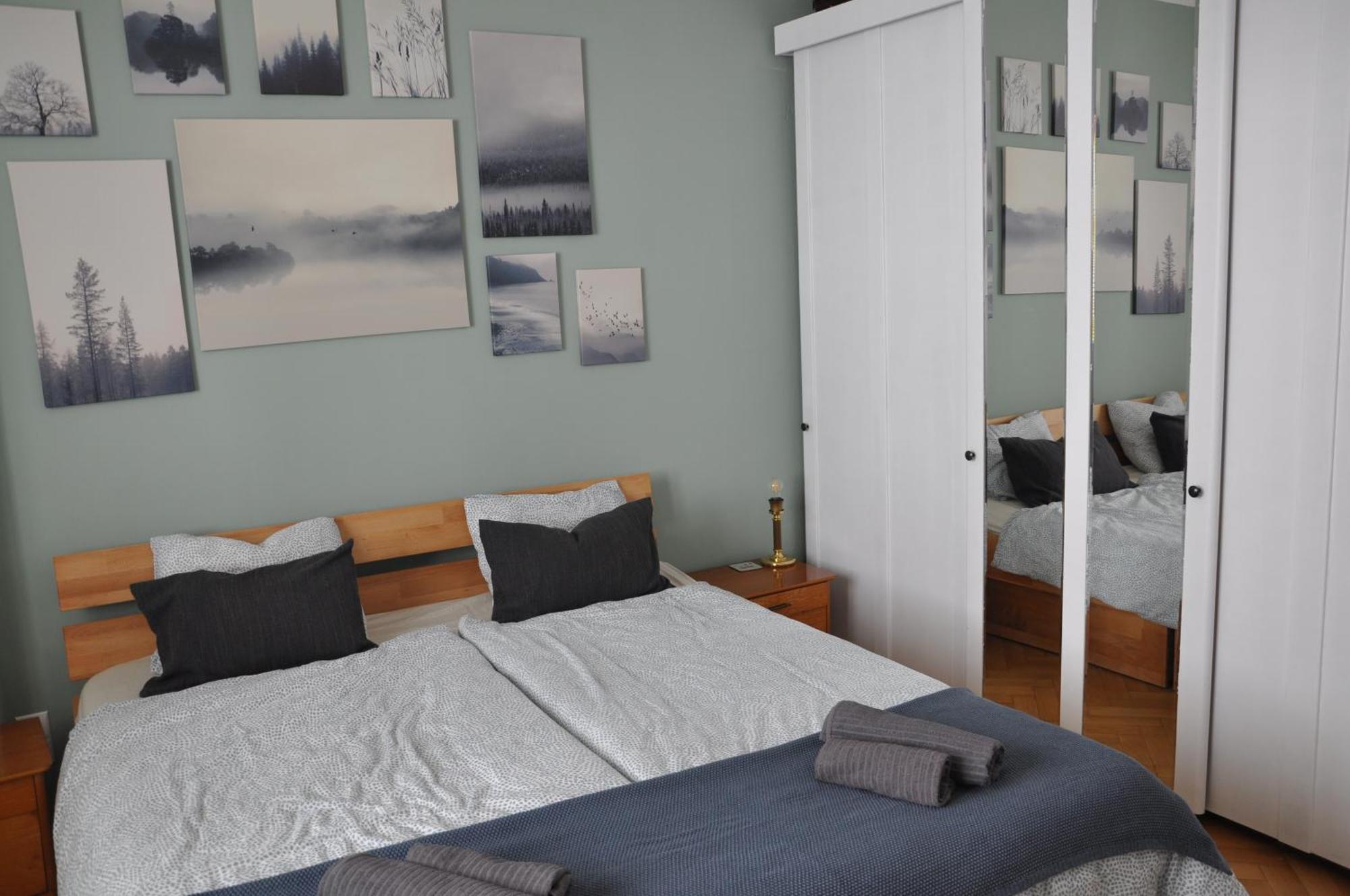 Lovely Apartment In Historic Center Вена Экстерьер фото