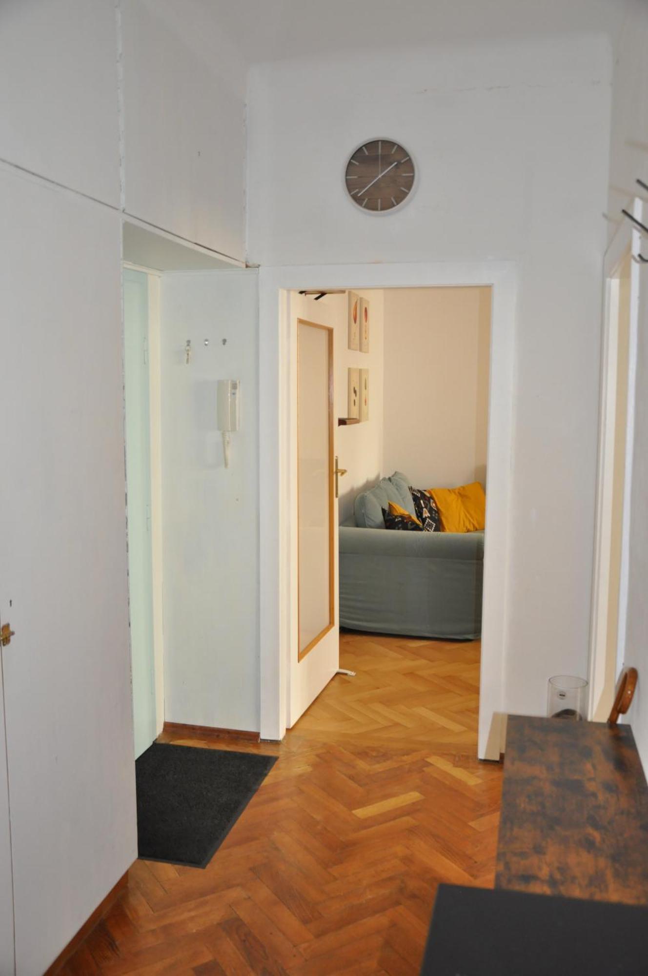 Lovely Apartment In Historic Center Вена Экстерьер фото