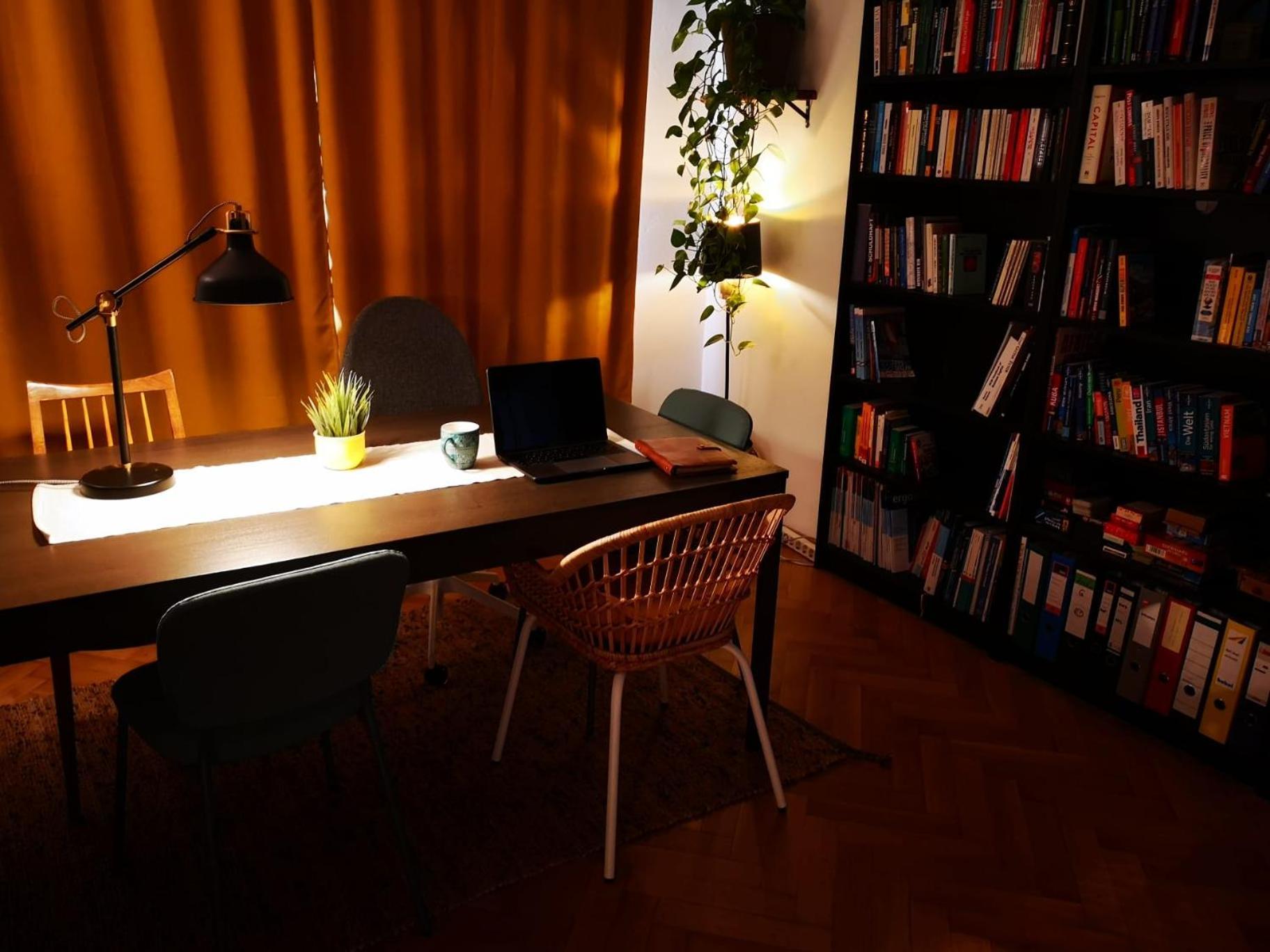 Lovely Apartment In Historic Center Вена Экстерьер фото